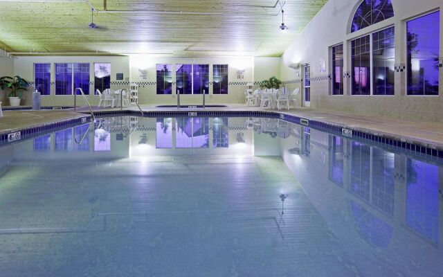 Country Inn & Suites By Carlson, Albertville, MN