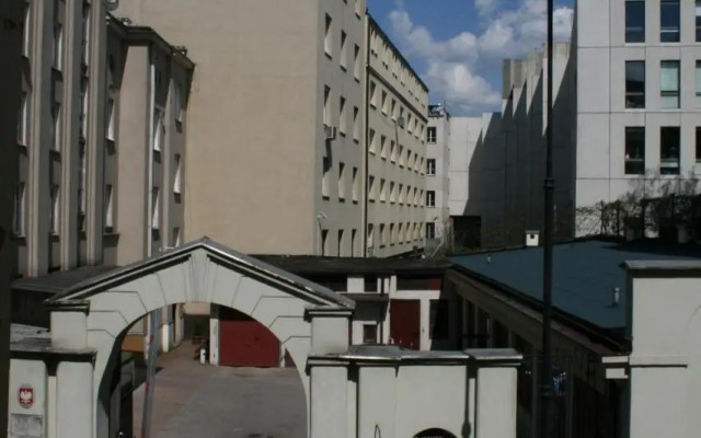 Smulikowskiego 9