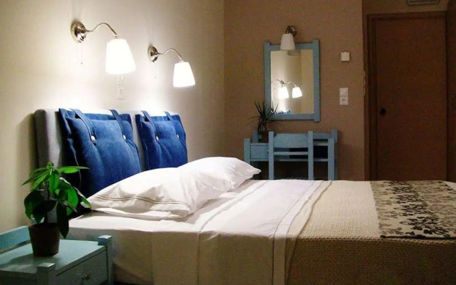 Zorbas Hotel Santorini