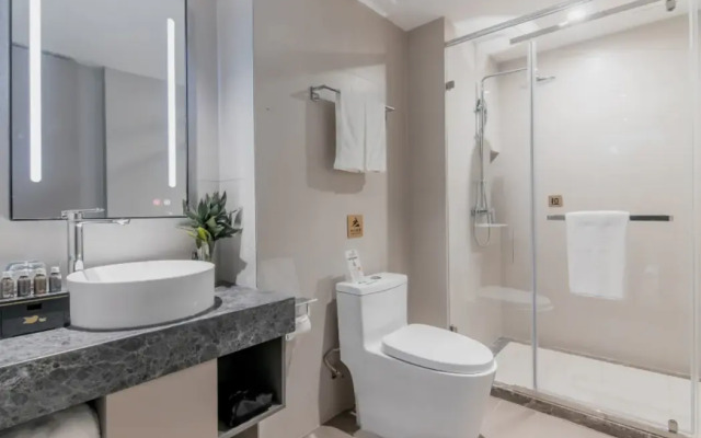 Home Inn Selected (Shanghai Expo Garden, Chengshan Road Metro Station)