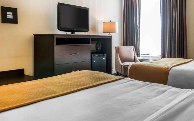 Quality Inn & Suites Escanaba North