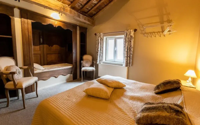 Villa in Coo With Indoor Pool & Near Waterfalls