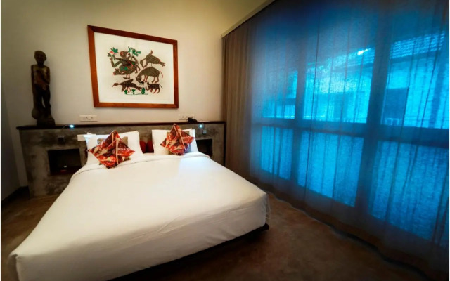 Trinity At Fort Cochin