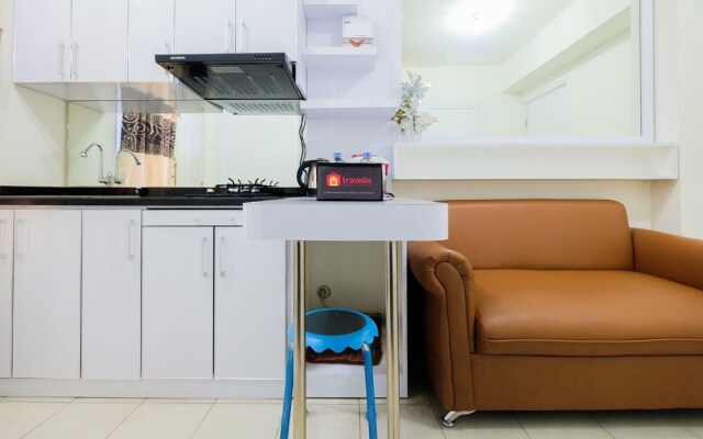 Minimalist 2BR at Green Pramuka Apartment