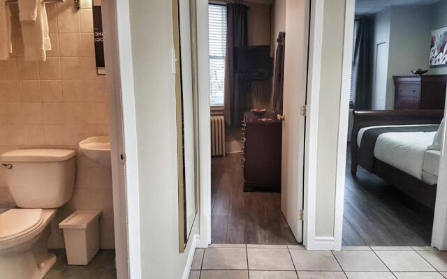 Cozy 2-Bedroom Apartment #25 by Amazing Property Rentals