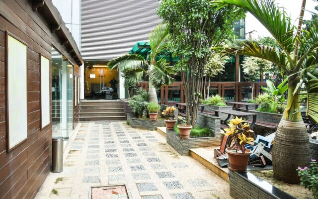 FabHotel SS Calypso Kondapur