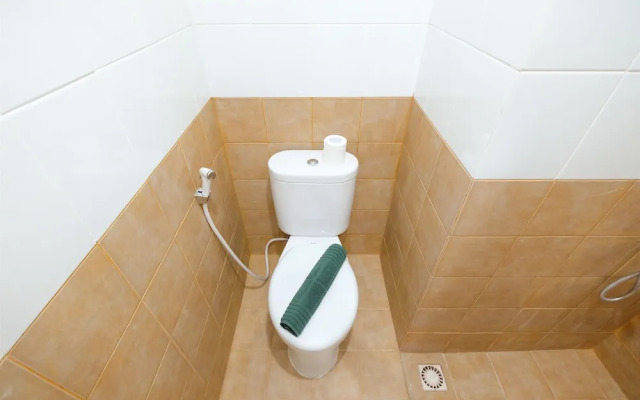 Comfy Studio Apartment @ Green Pramuka City