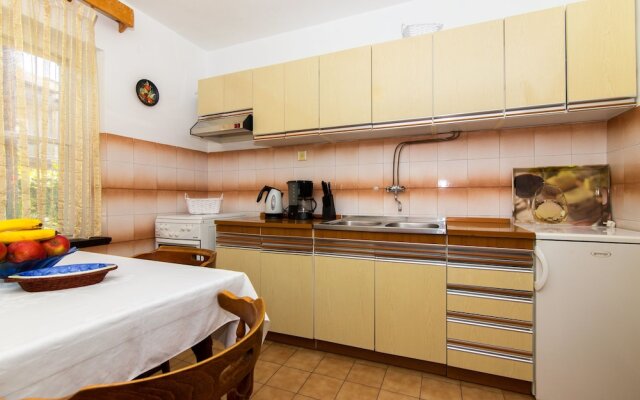 Rooms Holiday Vibes