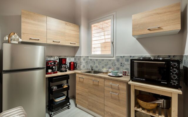 Afinestay at Acropolis