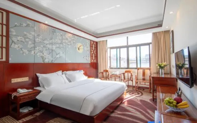 RuiChen Hotel