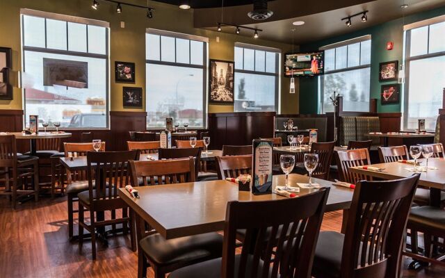 Days Inn And Suites Edmonton Airport