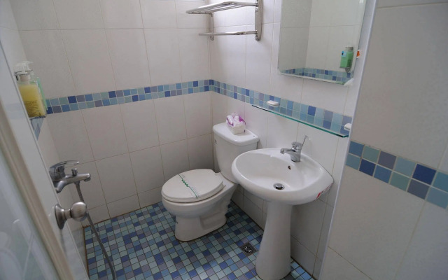 Blue&White Leisure House Kaohsiung