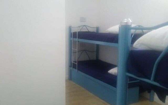 Ribeira dos Arrecifes Hostel