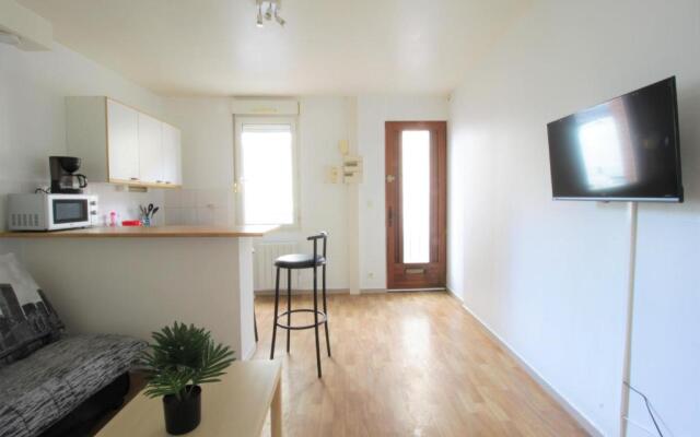 Tramway 12 RDC JAURES Cosy proche gare