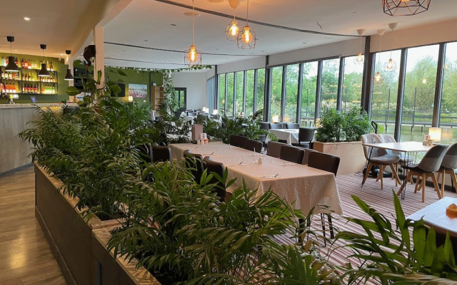 The Waterfront Lodges