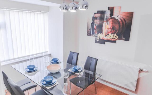 Salford Holiday Apartment Manchester