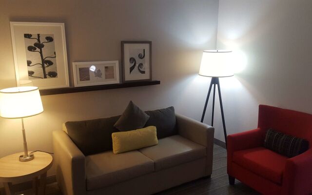 Ramada by Wyndham Houston Westchase