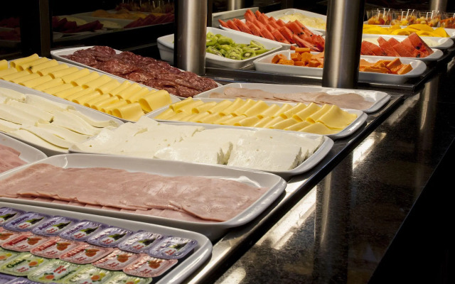 Américas Granada Hotel