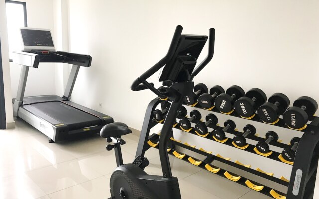 Comfy And Simply Look Studio Room Sayana Bekasi Apartment