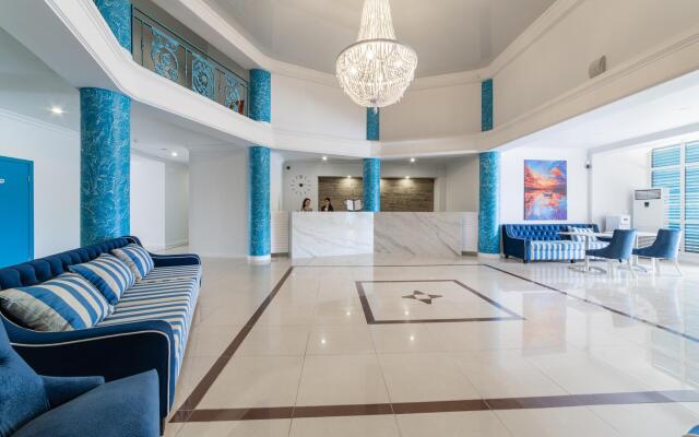 Белый песок