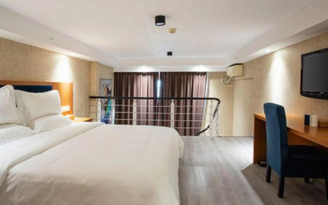 Starway Hotel (Kunming Xinguangfeng)