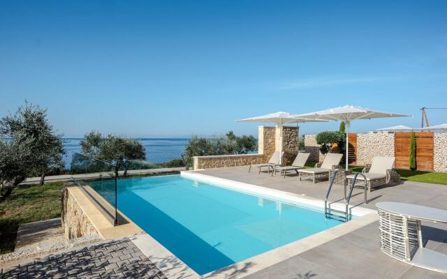 Villa IΙI with Private Pool