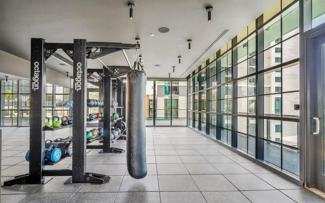 Apartment 3br-3 BTH - Gym Pool