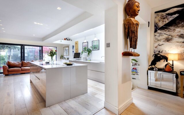 Spacious Hammersmith Family Home