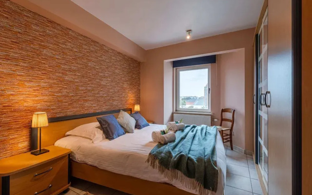 Cosy Apartment With 2 Terraces Right at the Beach