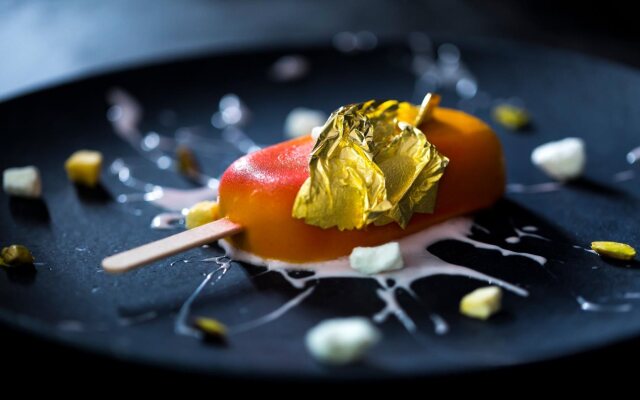 Lotus Honolulu at Diamond Head