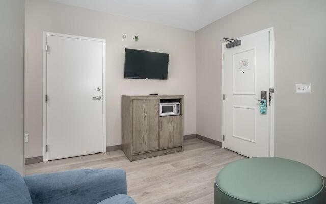 Lighthouse Suites, BWSC by Best Western