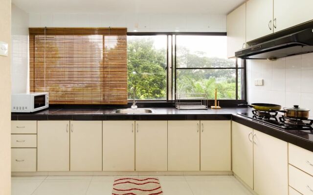 Cozy and Elegant Shahzan Court