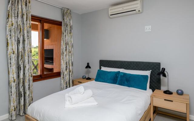 San Lameer Villa Rentals Bachelor Studio 2515