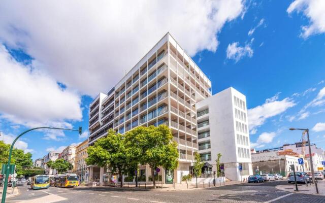 GuestReady - Midcentury Studio with Balcony in Santos 401