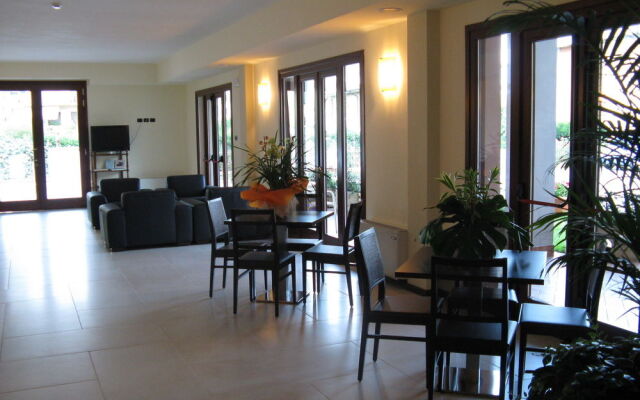 International Hotel Iseo
