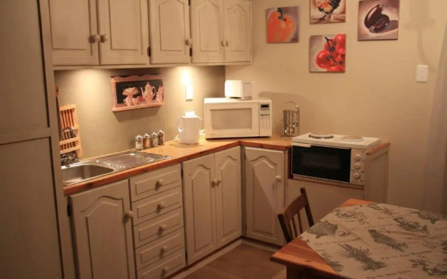 La Pension Guest House