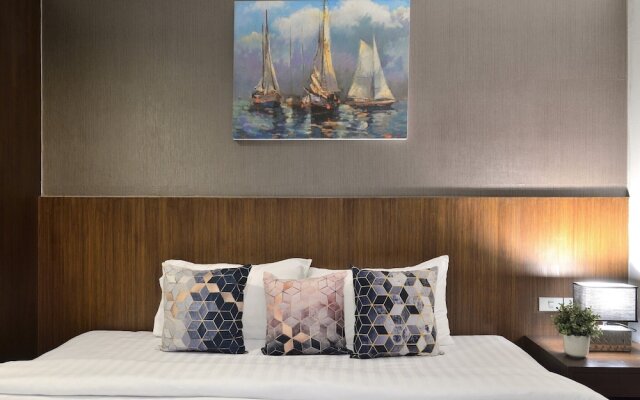 Tori Crown Hotel