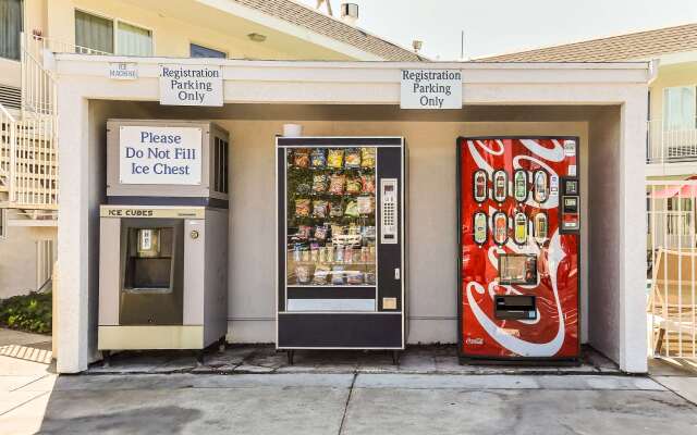 Motel 6 Pleasanton, CA