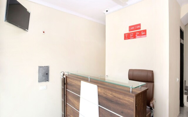 Hotel Aura by OYO Rooms