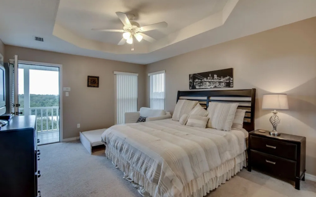 Summer Palace B 2 Bedroom Duplex by RedAwning