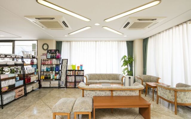 Kanayama Plaza Hotel