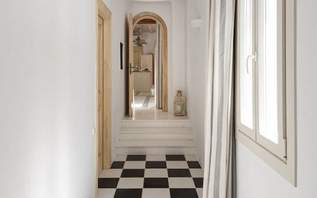 Etesians Suites & Villas