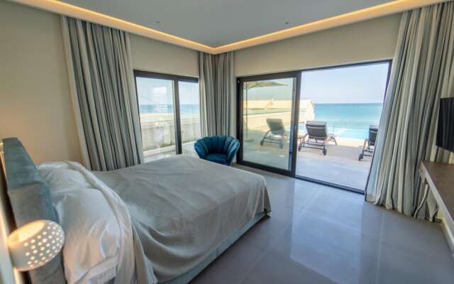 Villa Halcyon in St Stefanos Bay