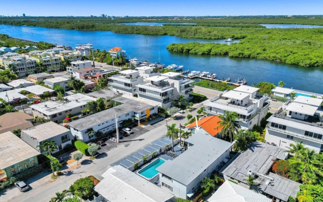 Lovely 1- Bedroom Rental Unit With Pool