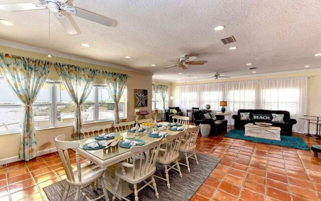 Sunset Point Apartment 4