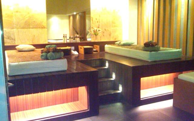 Sutanraja Hotel, Convention & Recreation