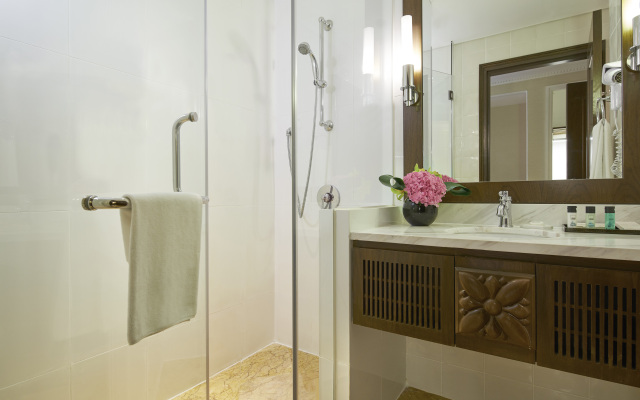 Rendezvous Hotel Singapore by Far East Hospitality