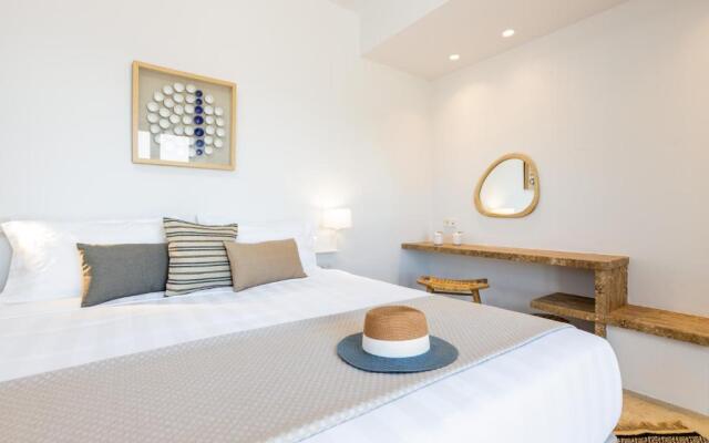Eneos Villa #1 Pool & Sea View, Paros