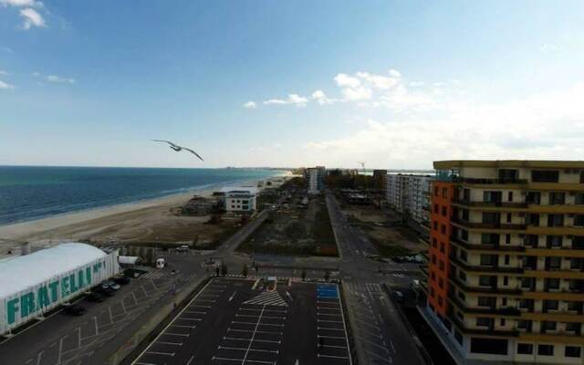 Belle Sea View Apartment Mamaia