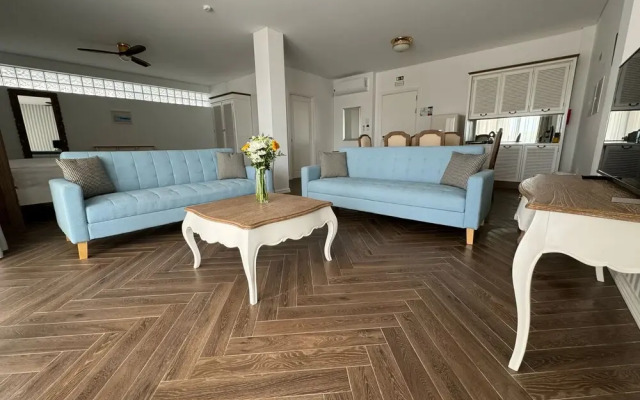 Ocean View Apartments - Ocean View